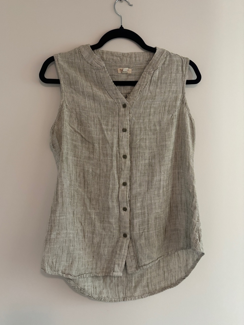 Weatherproof Vintage Sleeveless Button- Front Tank